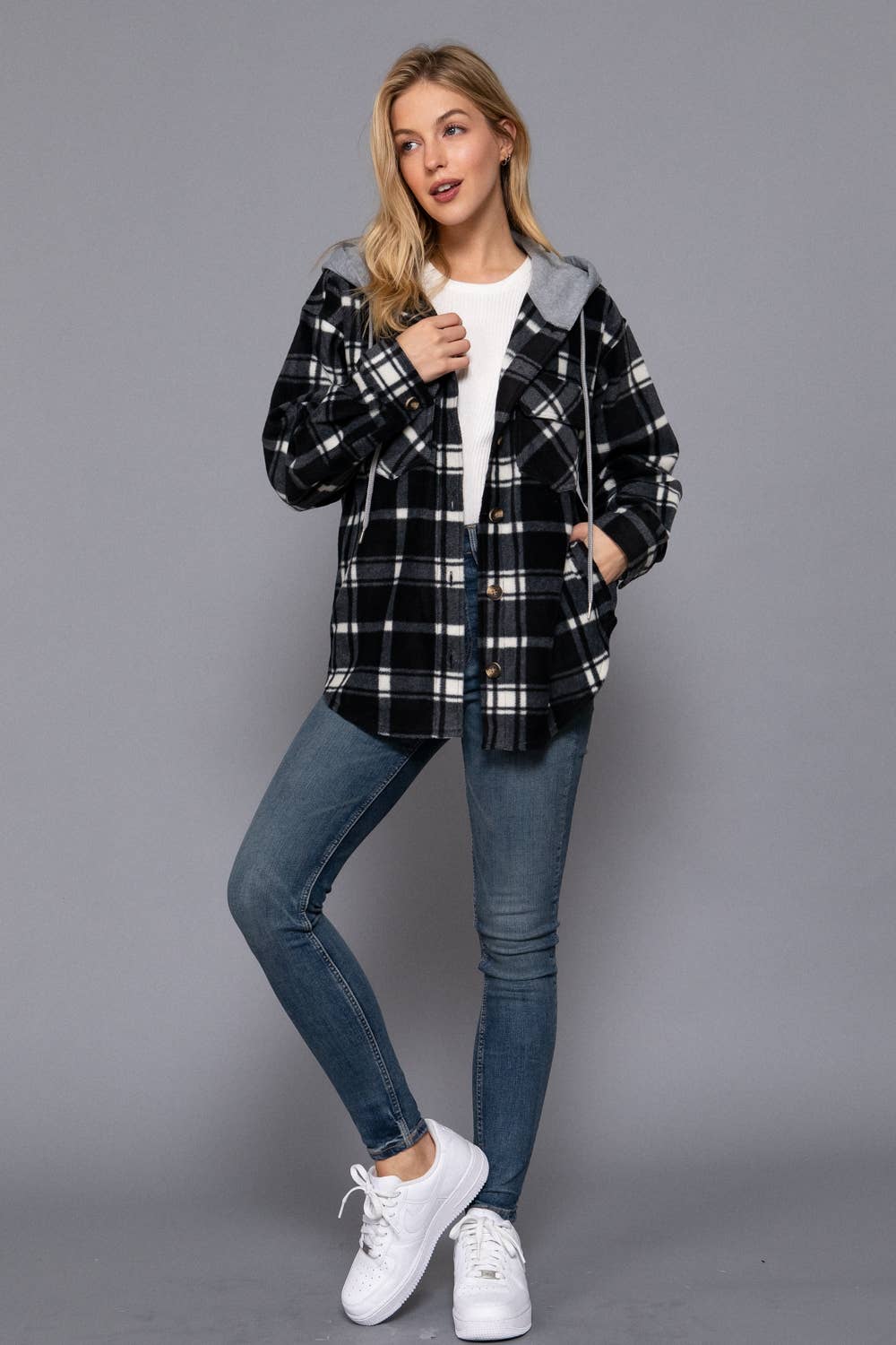 Langärmliges kariertes Button-Down mit Hoodie-Fleecejacke